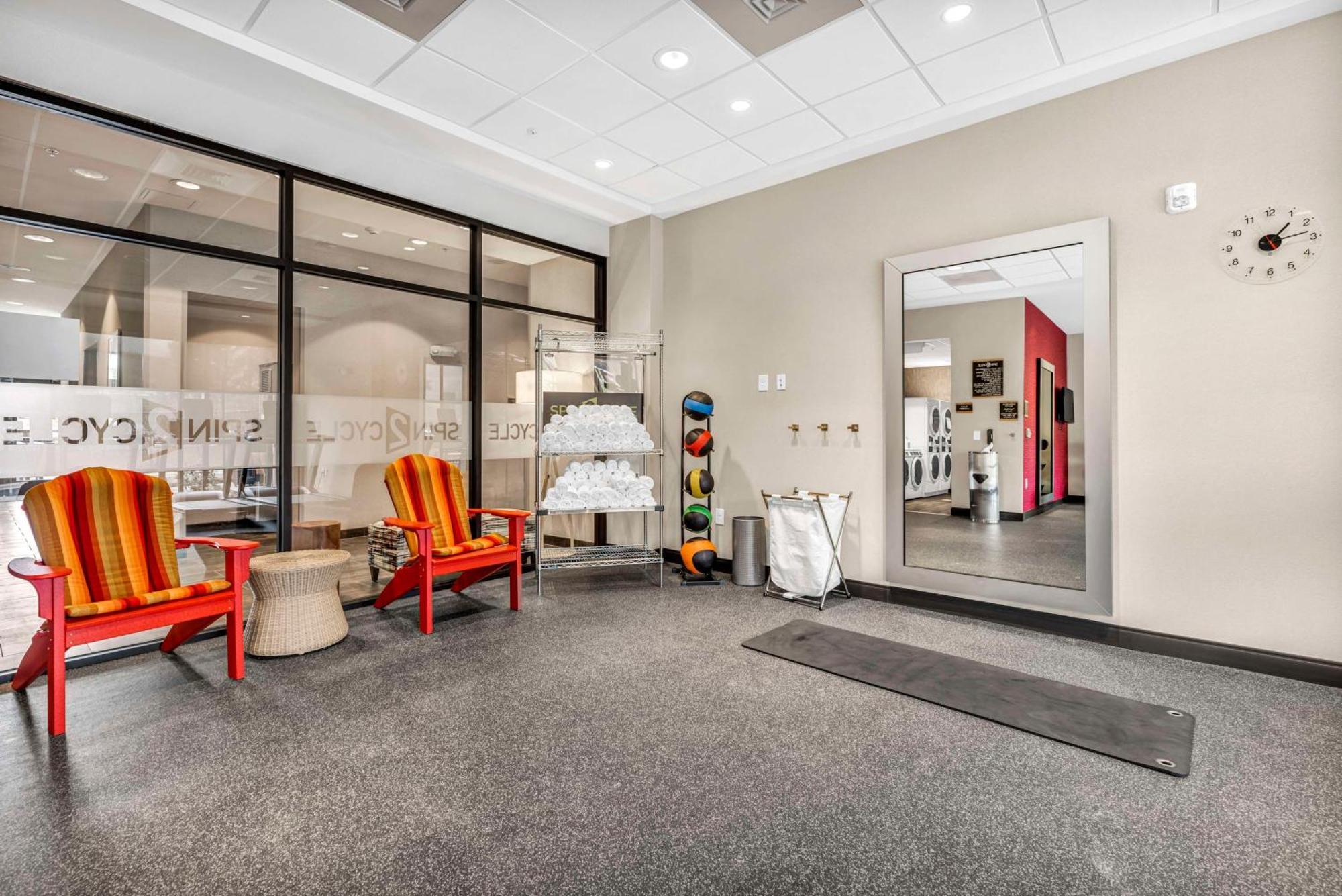 Home2 Suites By Hilton Raleigh West Lenovo Center Zewnętrze zdjęcie